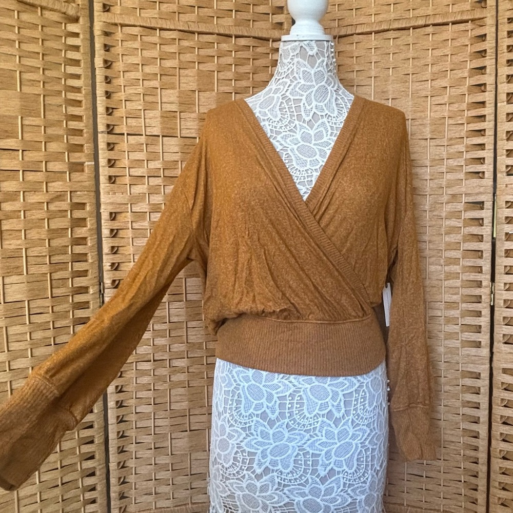 NWT Anthropologie Cozy Hacci Wrap Honey Yellow size Medium Sweater Top Boho